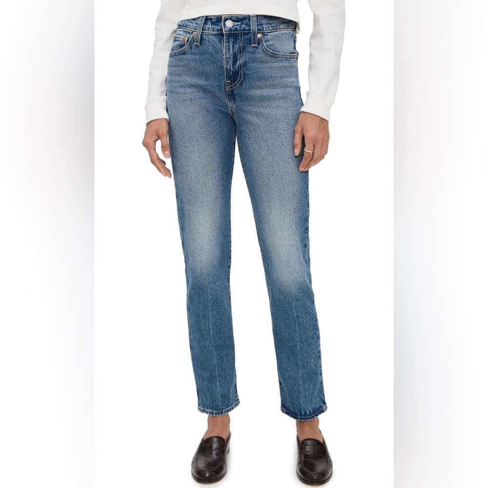 Levi's Wedgie